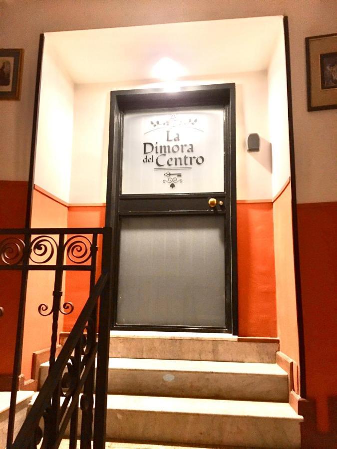 カターニアLa Dimora Del Centroアパートメント エクステリア 写真